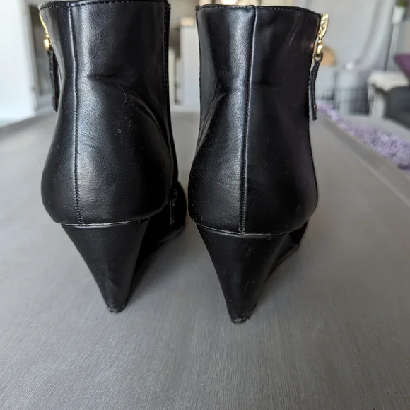 Women's Wedged Booties - Picture 4 of 4